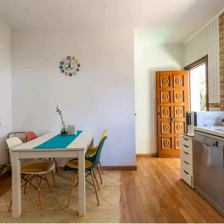 Cmlove Purple Bed and breakfast El Campello